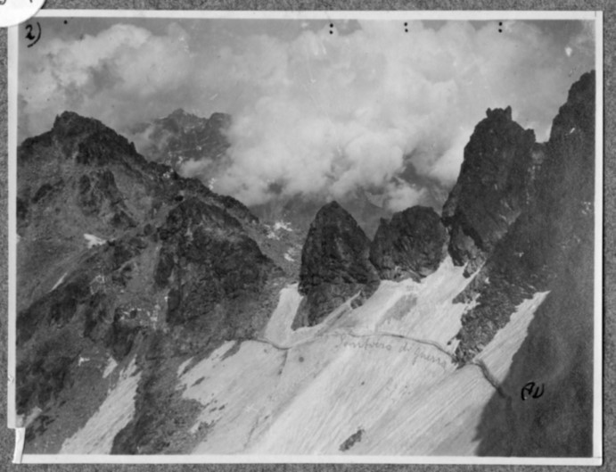 Veduta da sotto Punta dell'Orco