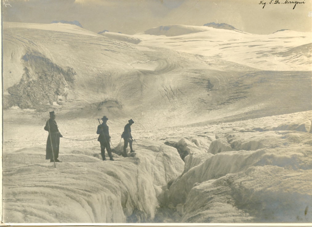 Ghiacciaio del Pisgana: parroco e guide